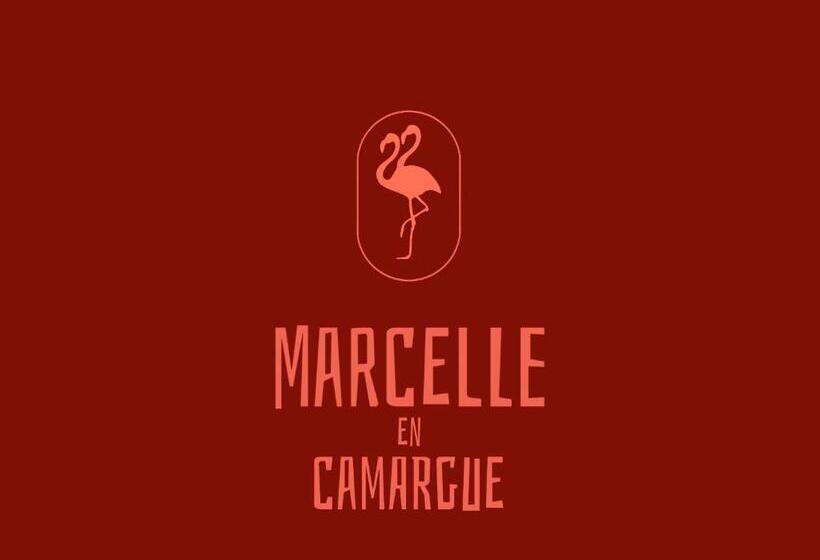 פנסיון Marcelle En Camargue