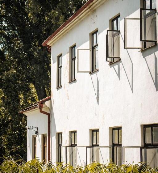 פנסיון Nezámek