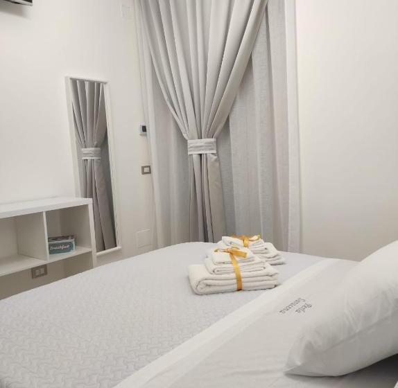 ペンション Perla Saracena