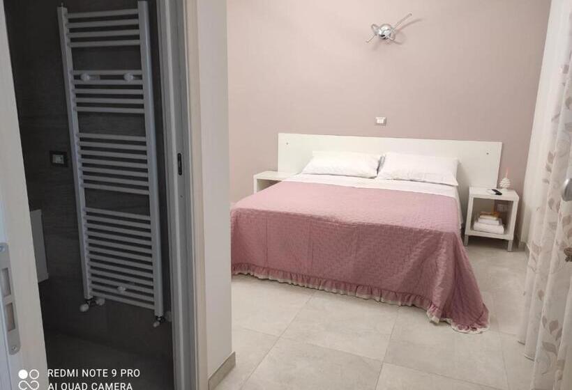 ペンション Perla Saracena