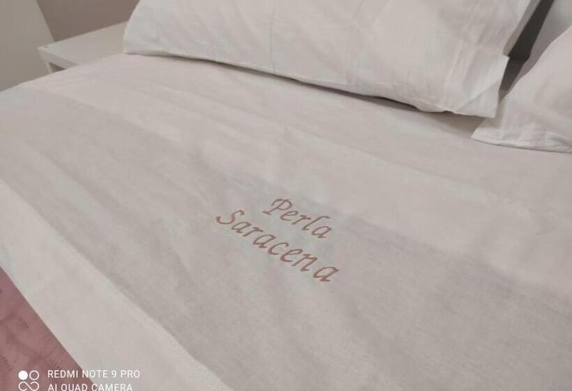 ペンション Perla Saracena