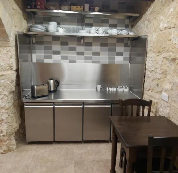 هاستل The Hidden Gem Boutique