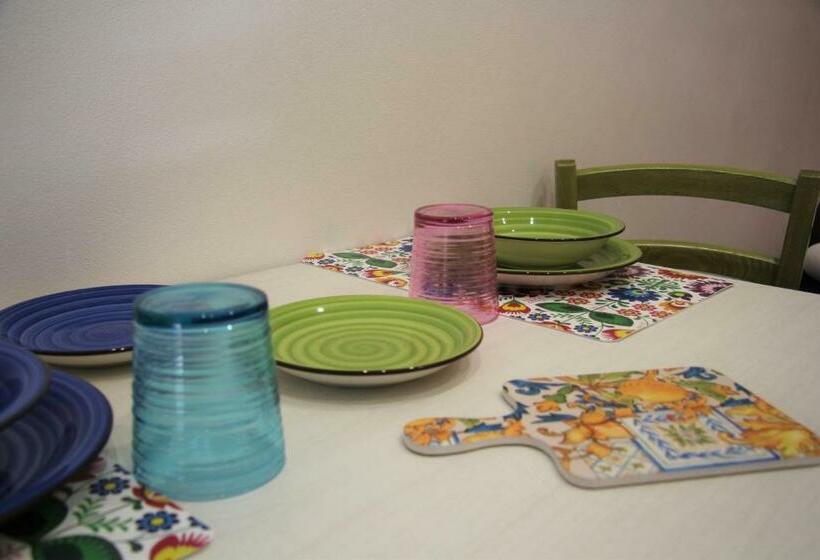 ベッドアンドブレックファースト Apartments Capuana