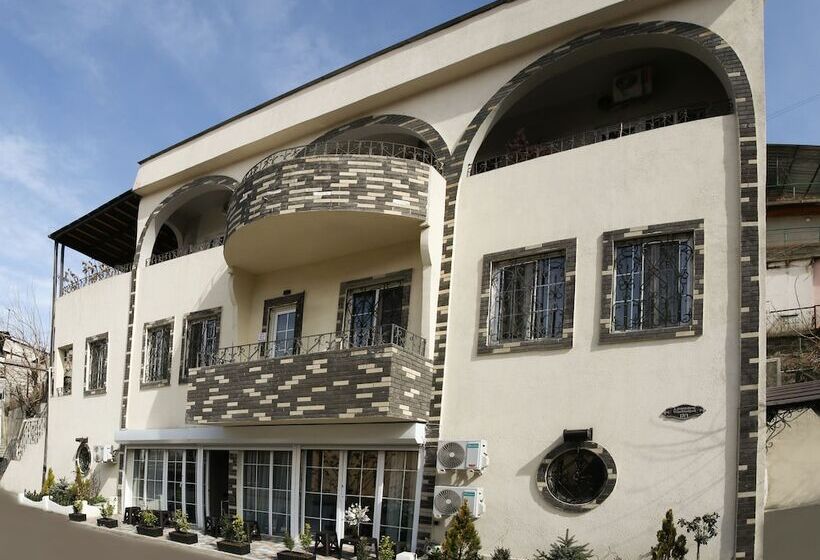 민박 La Casa Hotel Yerevan