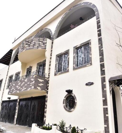 민박 La Casa Hotel Yerevan