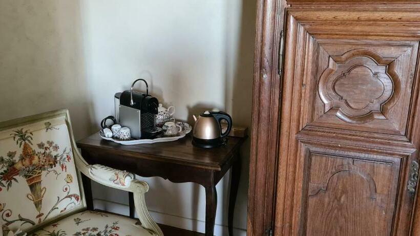 مبيت وإفطار La Réserve De Rilhat