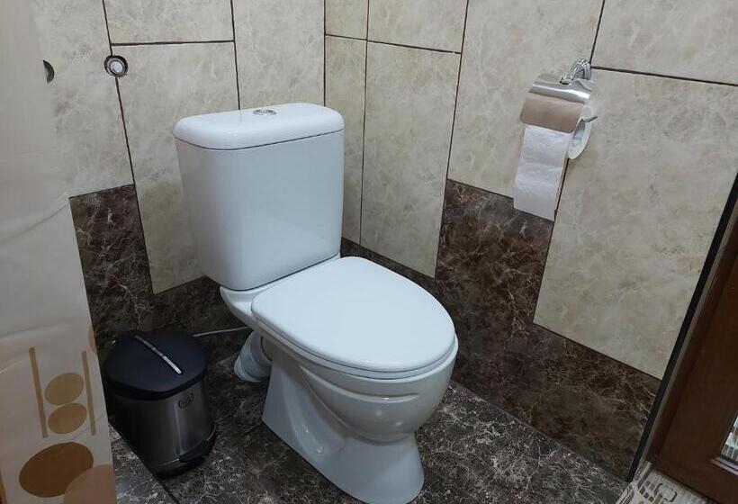 مبيت وإفطار Van Guesthouse