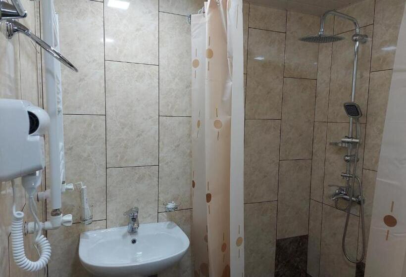 مبيت وإفطار Van Guesthouse