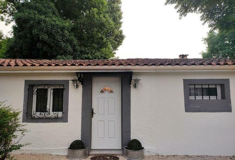 Charmante Maisonnette à 2 Min Du Centre Ville