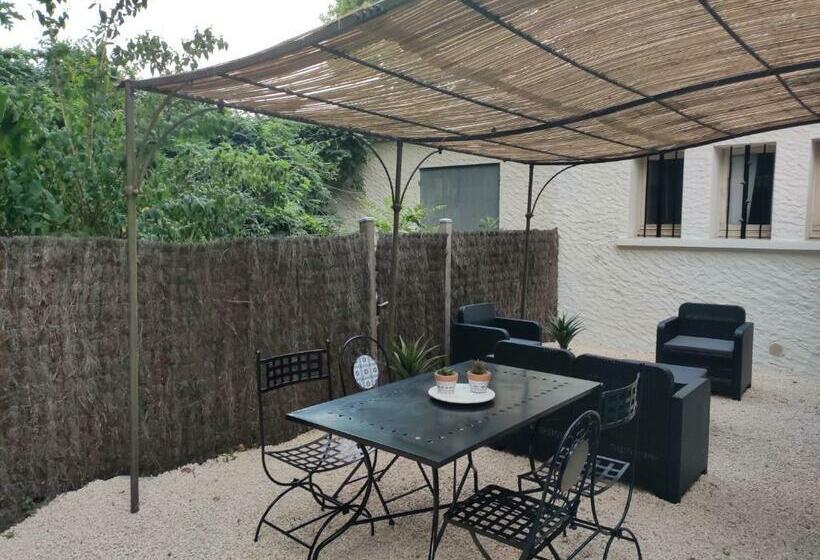 Charmante Maisonnette à 2 Min Du Centre Ville