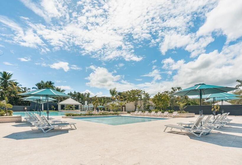 Green One V303 In Puerto Plata