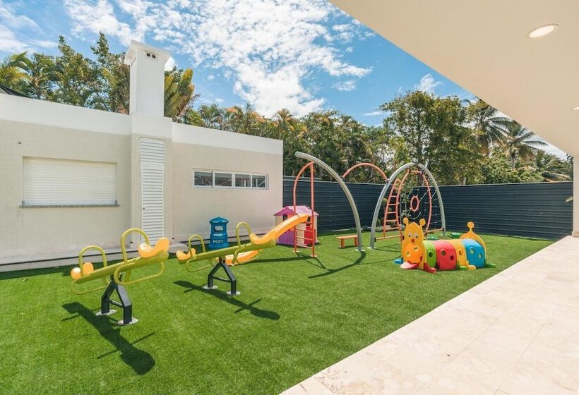 Green One V303 In Puerto Plata