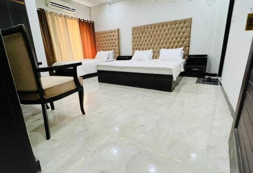 هتل 11 Islamabad