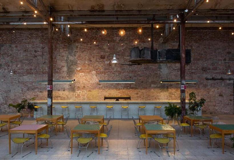 Отель Hércules