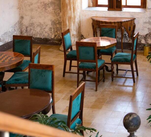 Отель Hércules