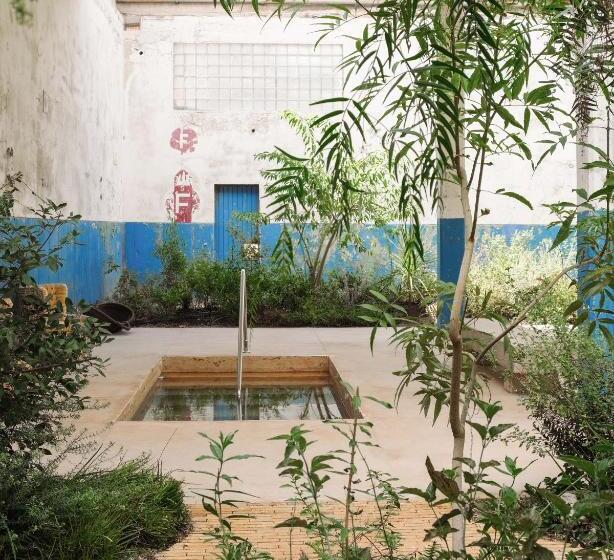 Отель Hércules