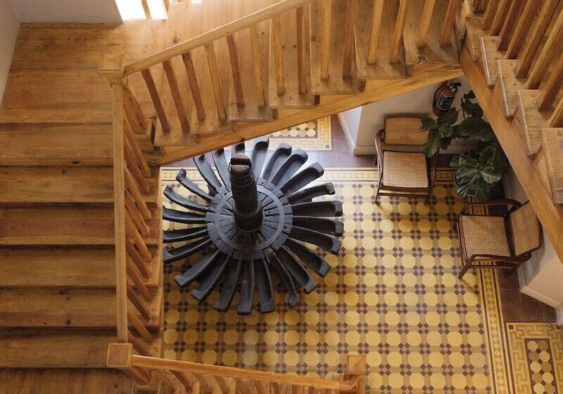 Отель Hércules