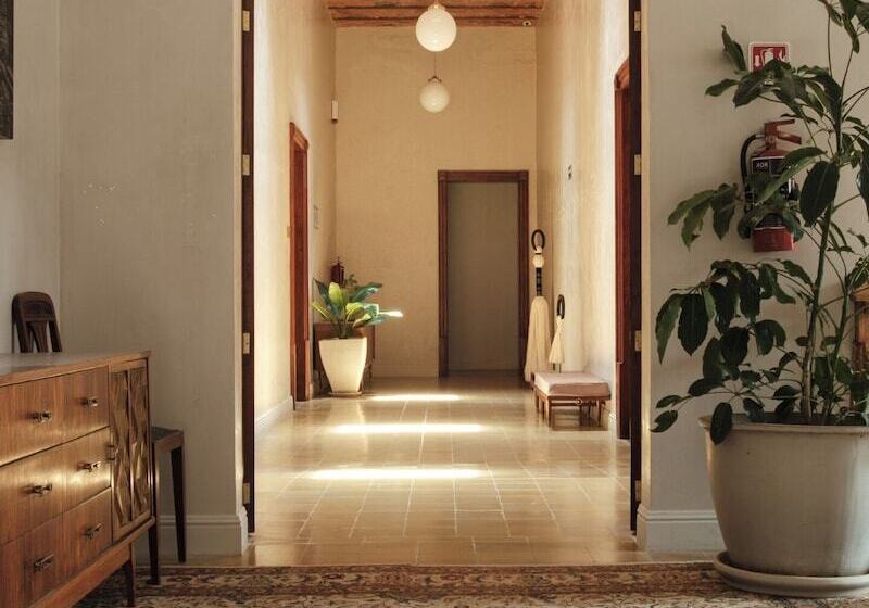 Отель Hércules