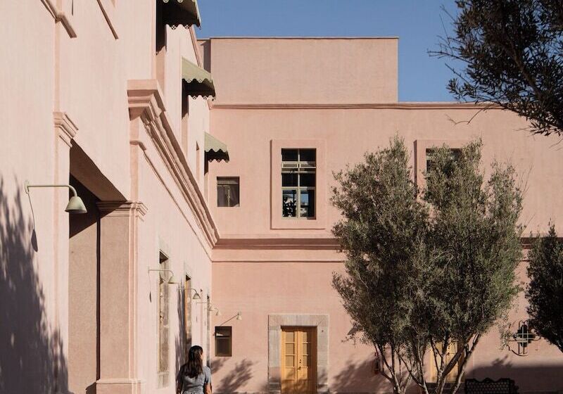 Отель Hércules