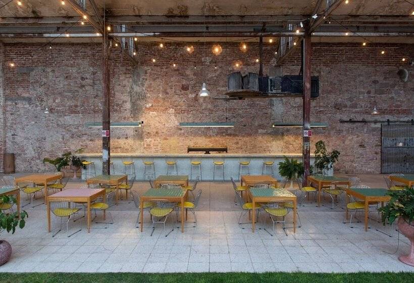 Отель Hércules