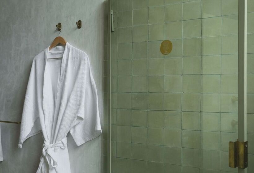 Отель Hércules