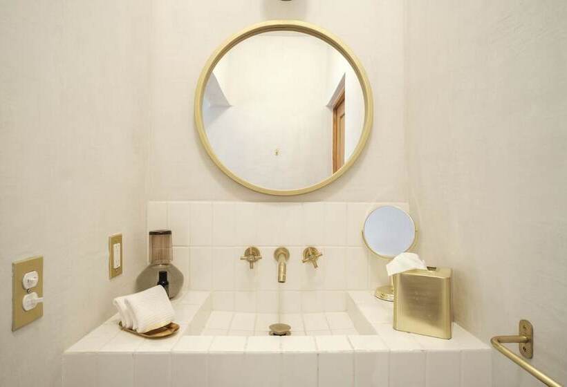 Отель Hércules