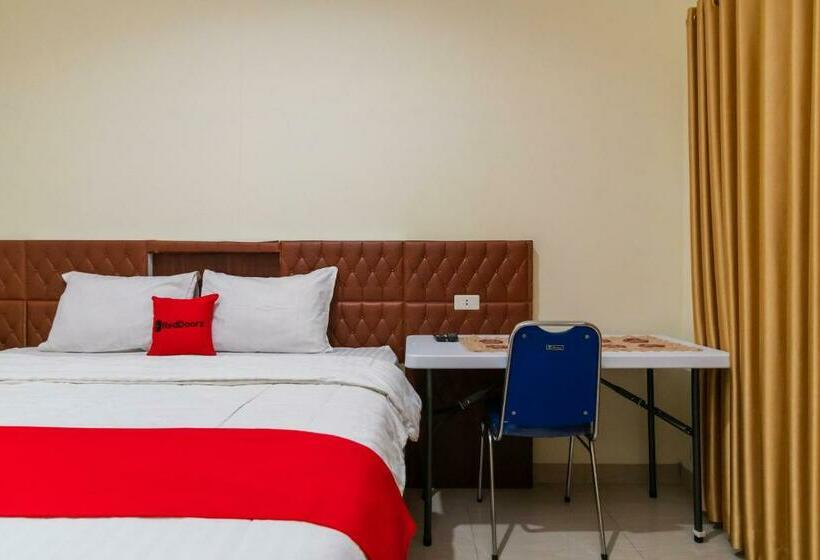 فندق Reddoorz @ Aldos Villa Silangit