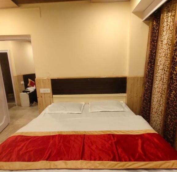 ホテル Shorya Regency