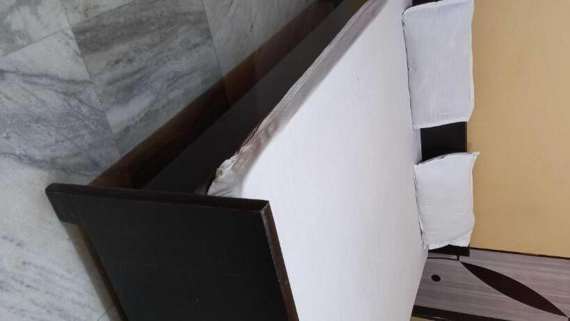 Hotel Spot On  Krishna Garden