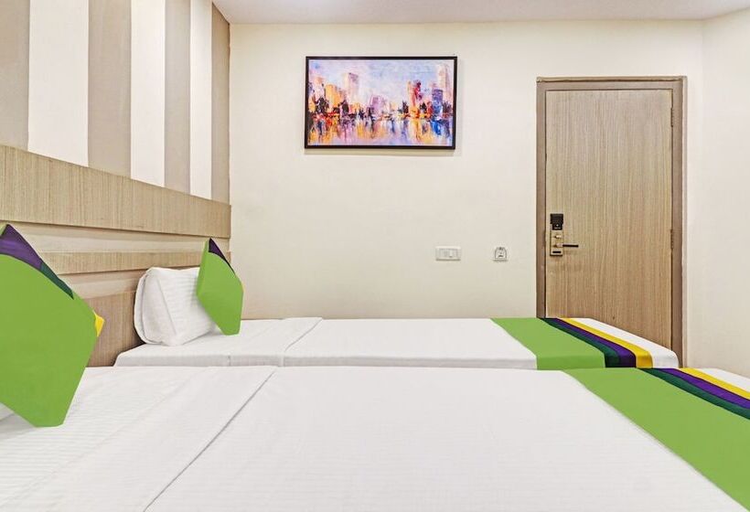 هتل Treebo Arastu Grand