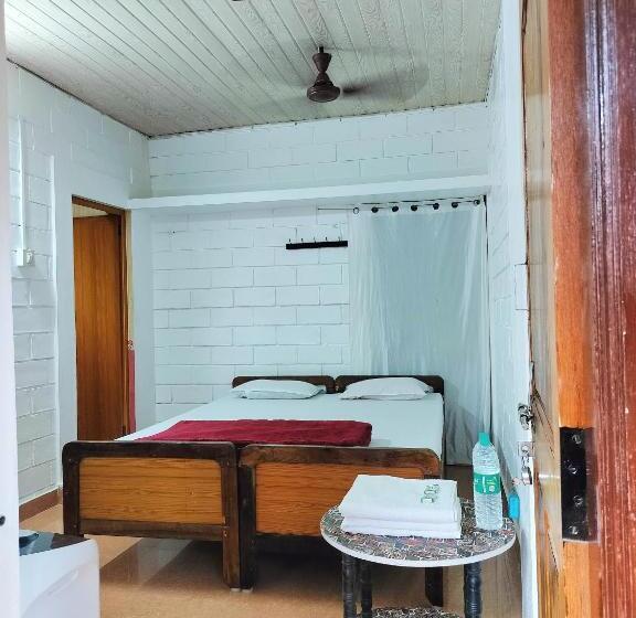 Отель Trishula Guest House