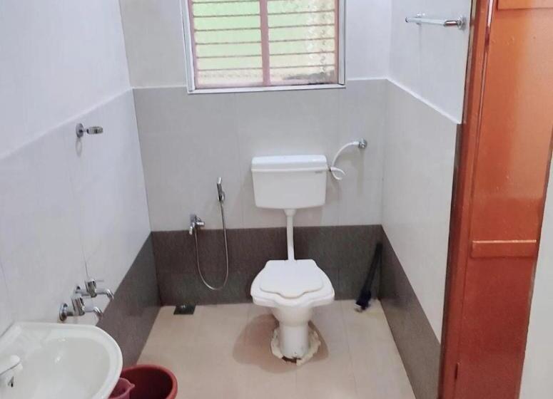 Отель Trishula Guest House