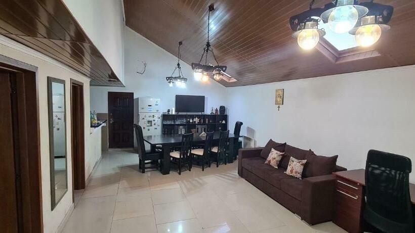 Пансион La Păușa