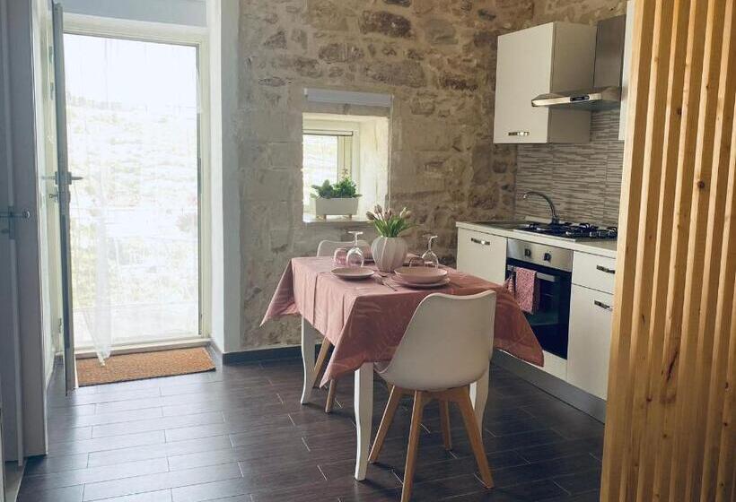 بنسيون Mary Home Sicily Deluxe