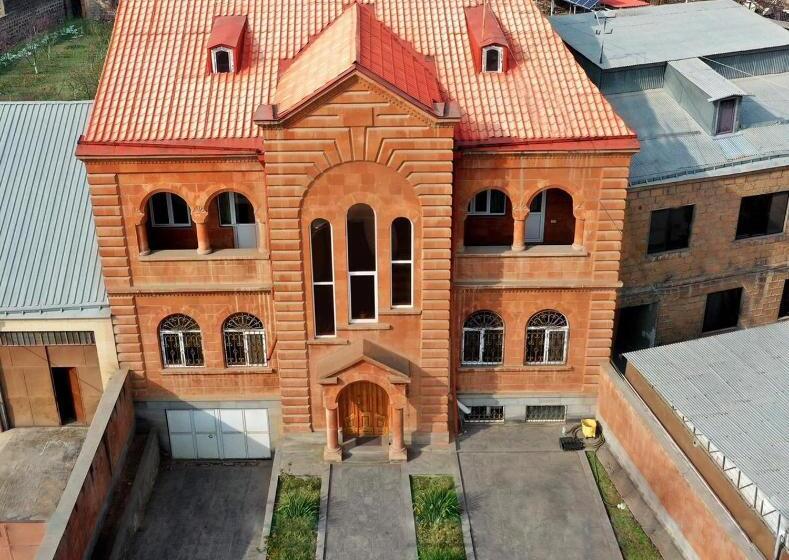 Пансион Najaryan’s Family Guest House