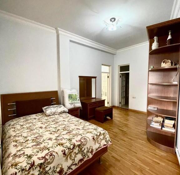 Пансион Najaryan’s Family Guest House