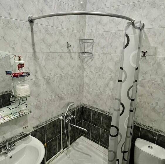 پانسیون Najaryan’s Family Guest House