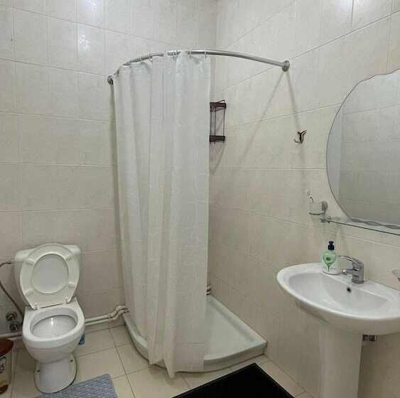 ペンション Najaryan’s Family Guest House