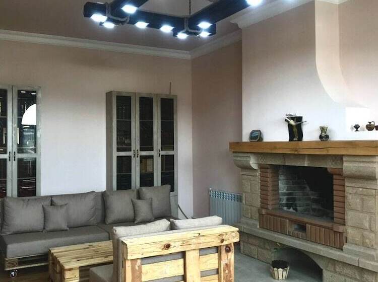 ペンション Najaryan’s Family Guest House