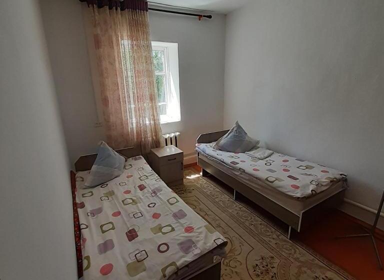 پانسیون Nomad Guest House