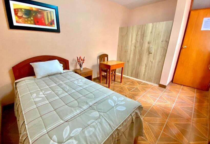 پانسیون Samay S Hostal