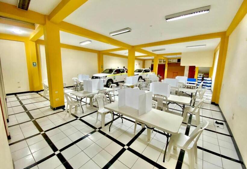 پانسیون Samay S Hostal