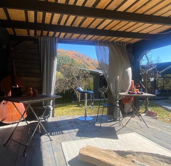 ペンション The Doft Villa