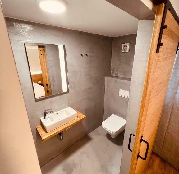 Pjagodic Hotel Cerklje 5min To Airport