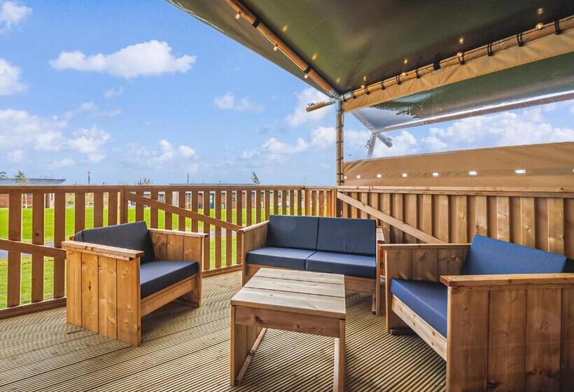 리조트 Folly Farm Holiday Park