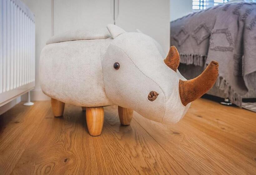 리조트 Folly Farm Holiday Park