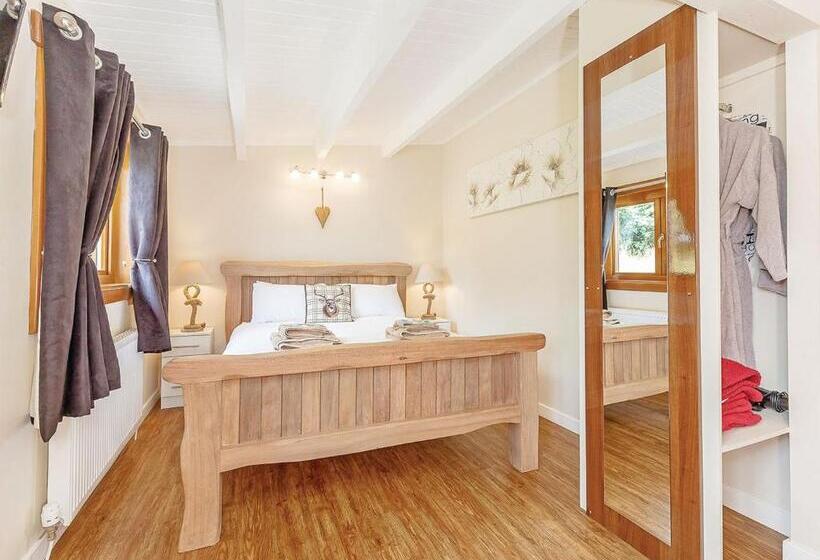 リゾートホテル Gadlas Park Holiday Cabins