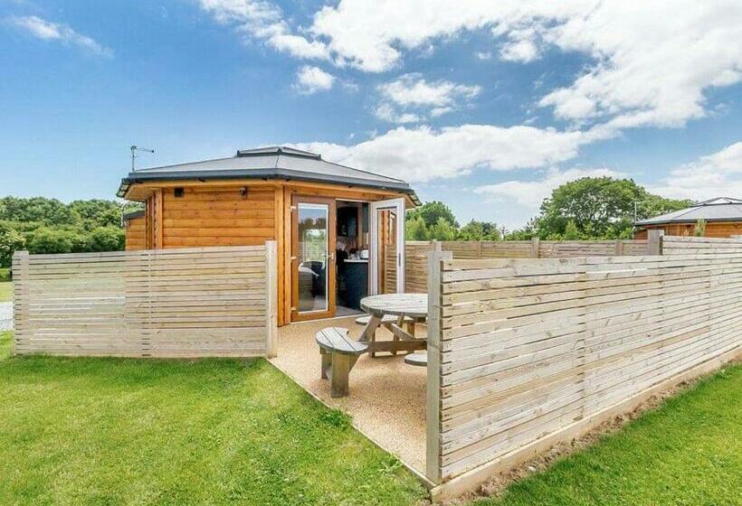 منتجع Green Meadows Park