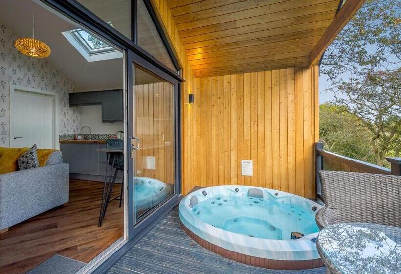 Курорт Herons Mead Lodges