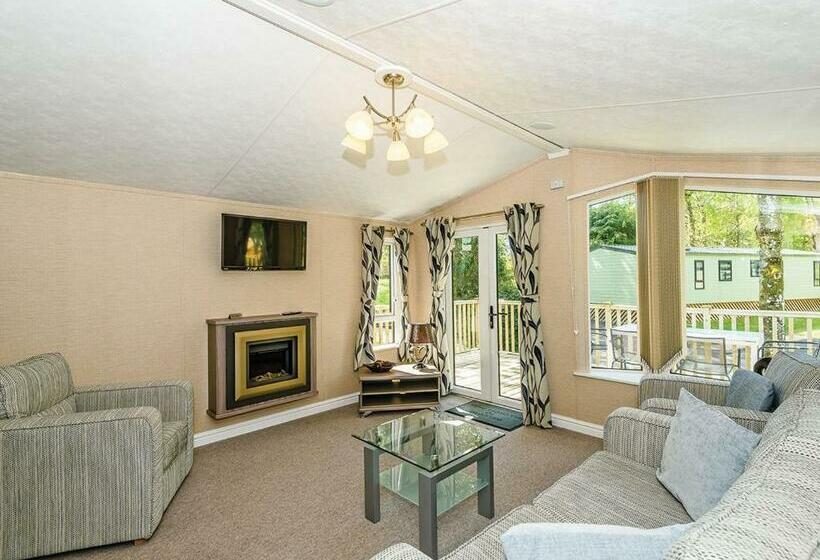 리조트 Hillcroft Park